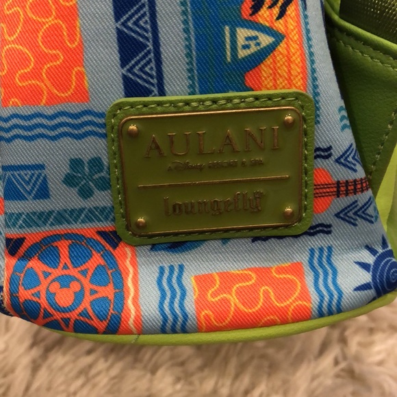 Aulani loungefly backpack main image 4